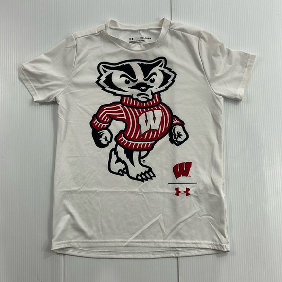 W61. Kids Wisconsin Badger under armour t-shirt (YMD) - Picture 1 of 8